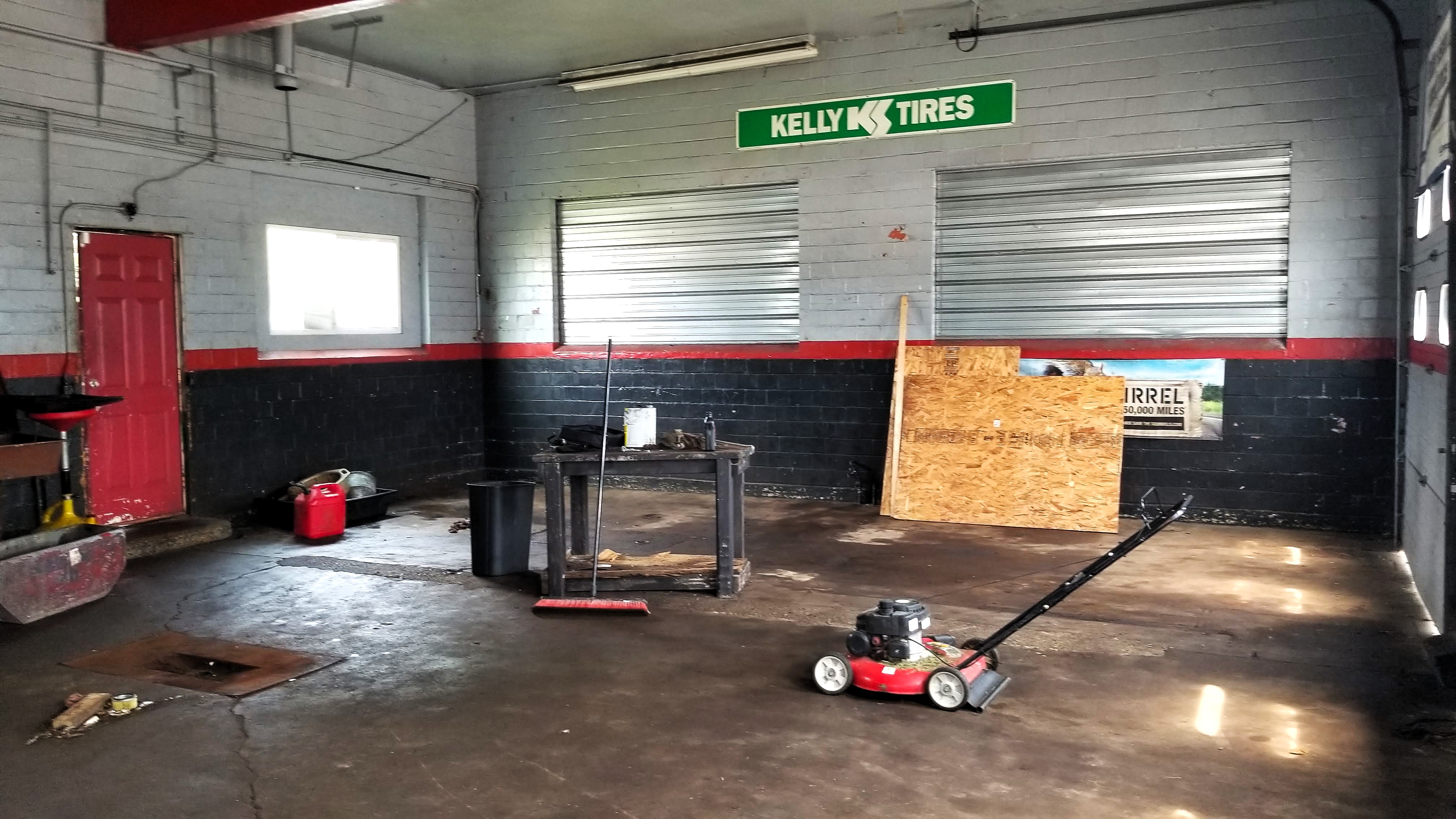 Second shop bay